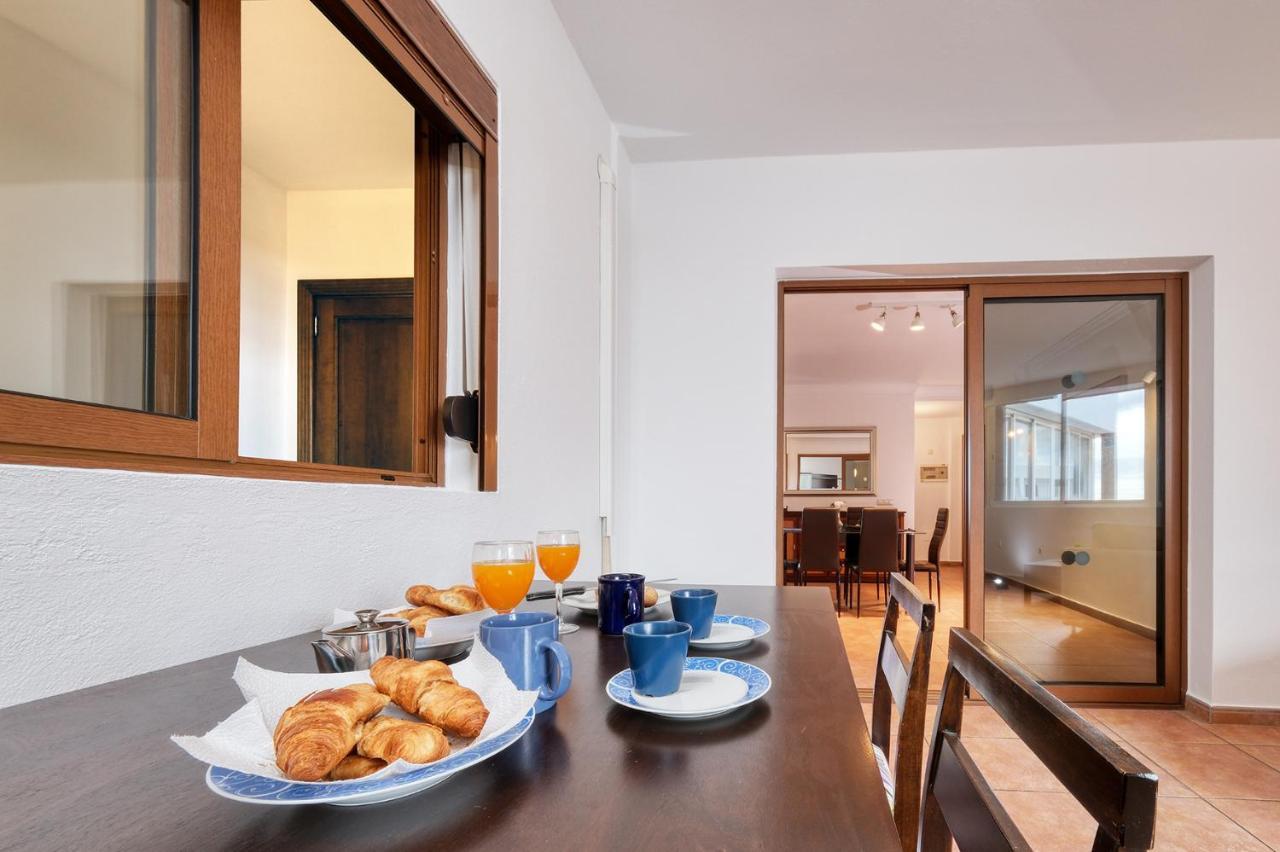 Вилла Casa Elin-Shared Pool, Fast Wifi Коста-Тегисе Экстерьер фото
