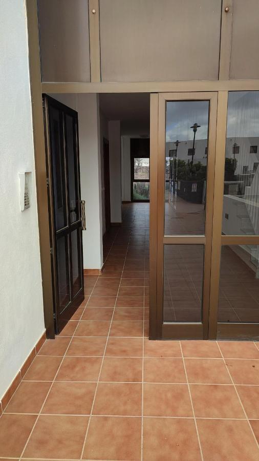 Вилла Casa Elin-Shared Pool, Fast Wifi Коста-Тегисе Экстерьер фото
